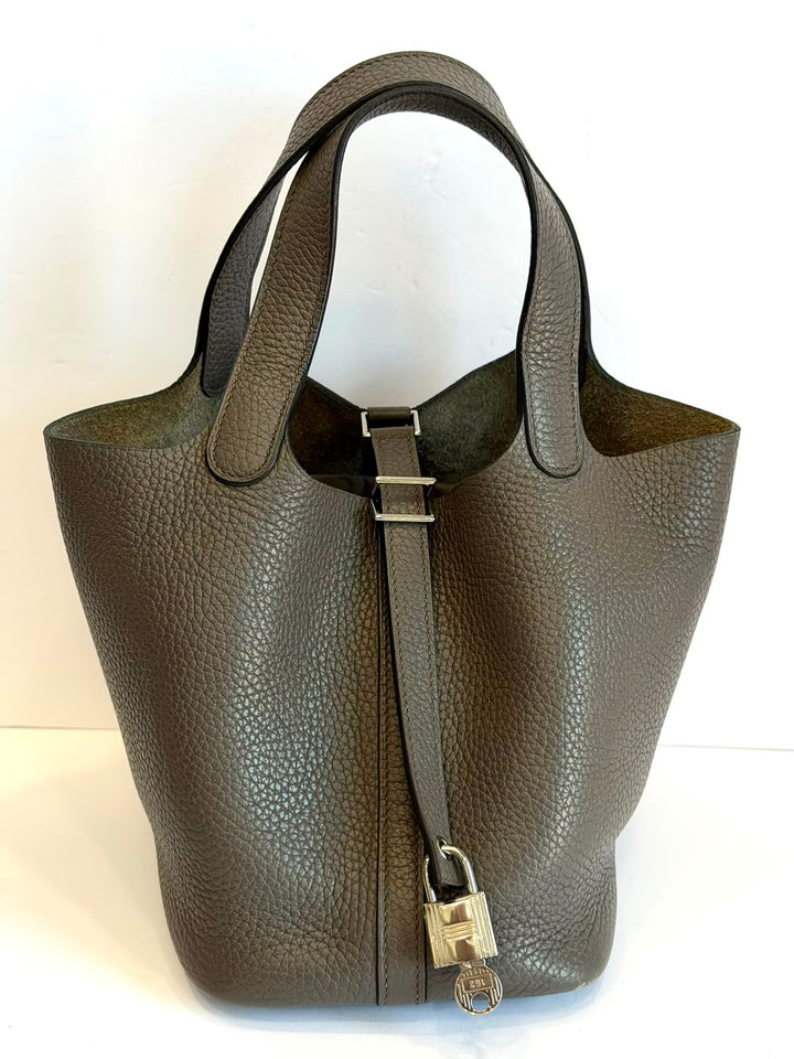 HERMÈS TAURILLON CLÉMENCE LEATHER PICOTIN LOCK 18 HANDBAG