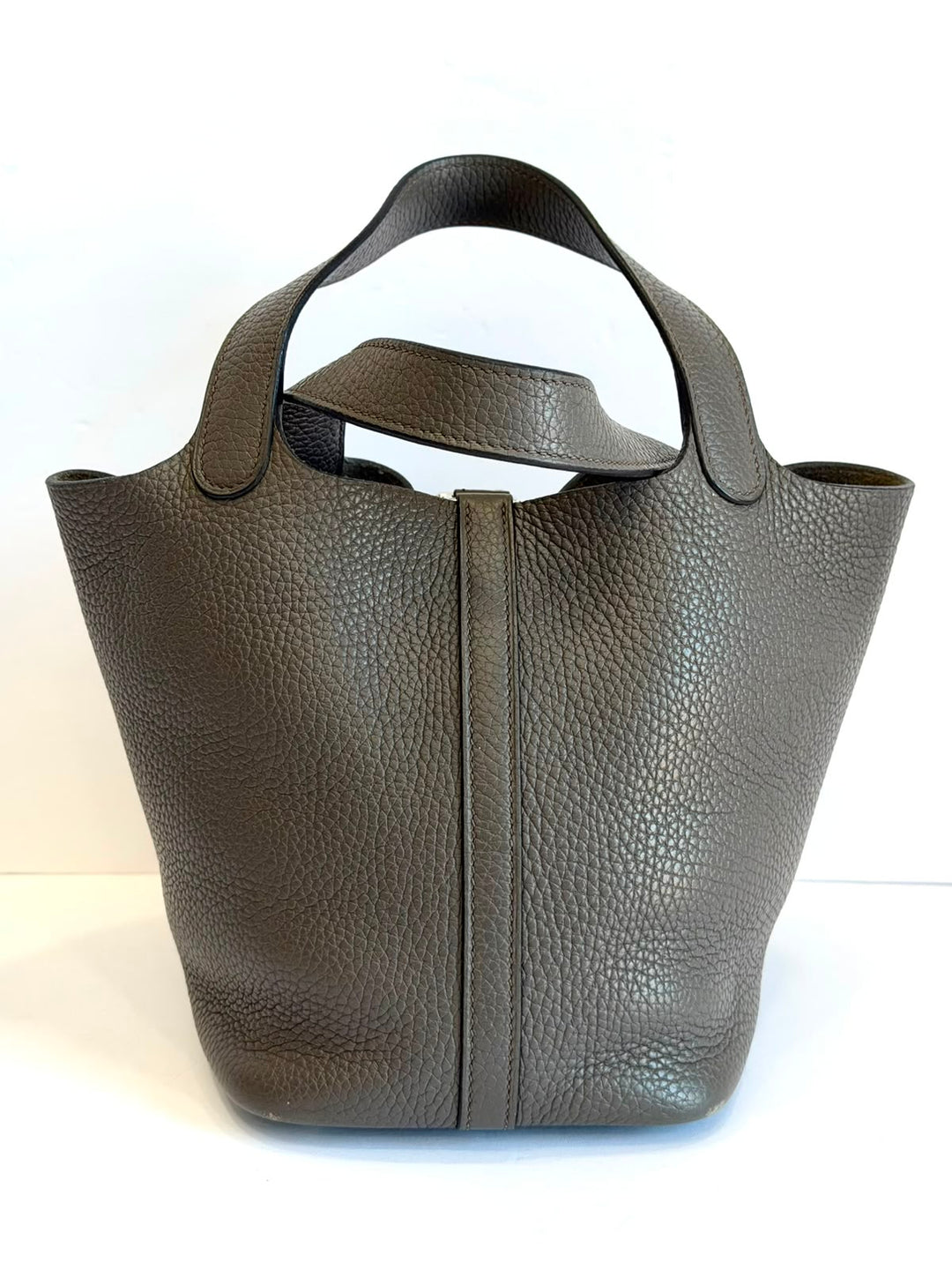 HERMÈS TAURILLON CLÉMENCE LEATHER PICOTIN LOCK 18 HANDBAG