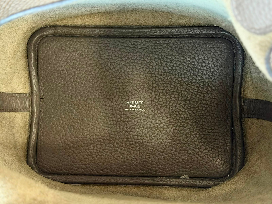 HERMÈS TAURILLON CLÉMENCE LEATHER PICOTIN LOCK 18 HANDBAG
