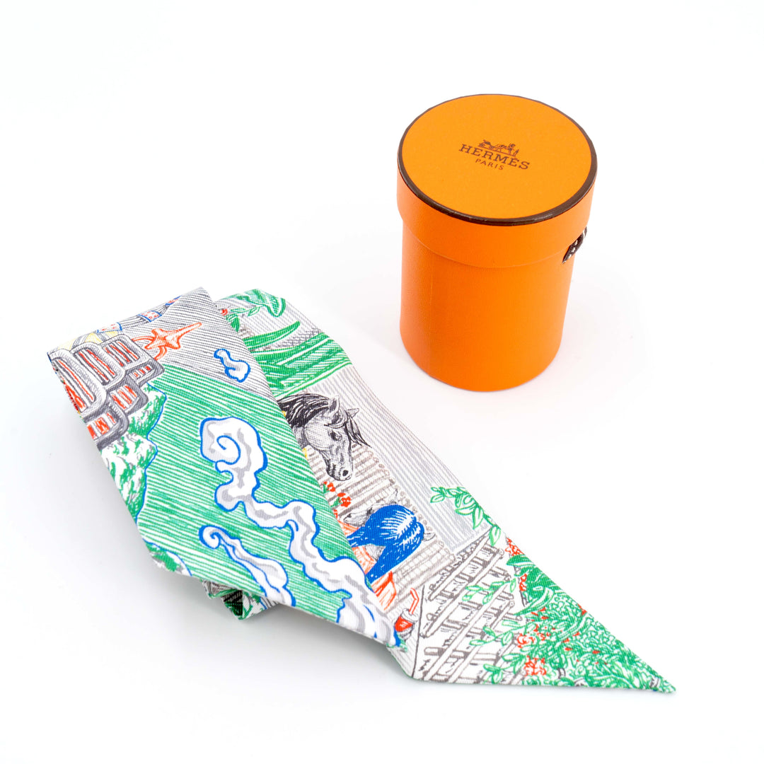 HERMÈS CITY OF LIGHT SILK TWILLY