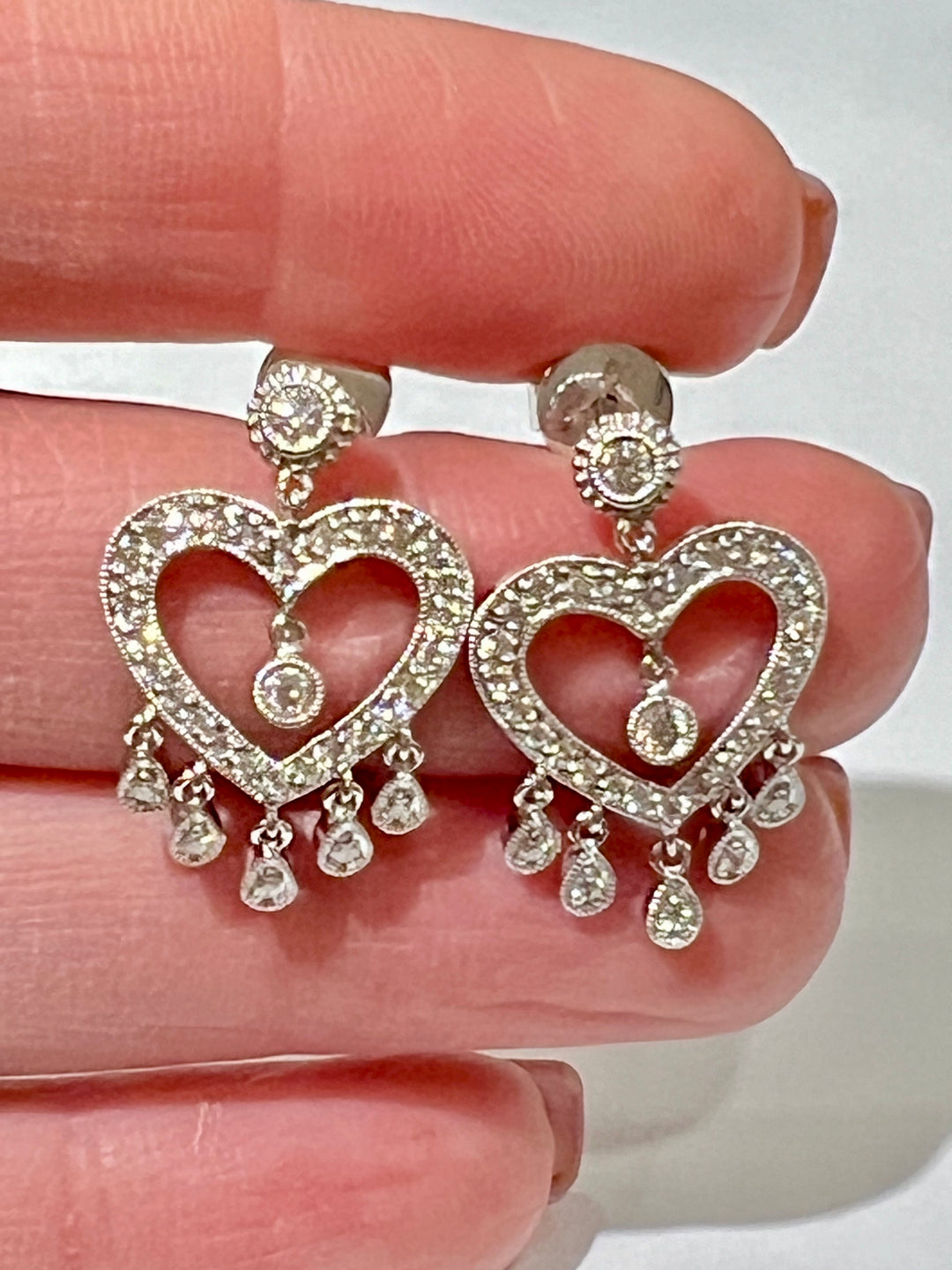 DIAMOND HEART 18K GOLD CHANDELIER EARRINGS