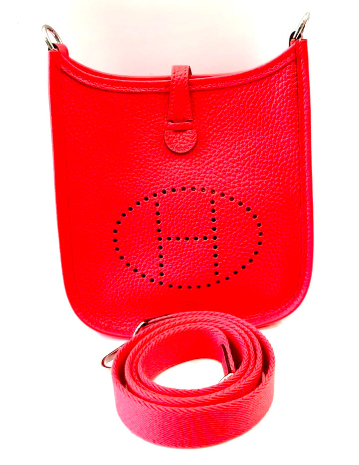 HERMÈS MINI EVELYNE CLÉMENCE LEATHER CROSSBODY BAG IN ROUGE PIVOINE