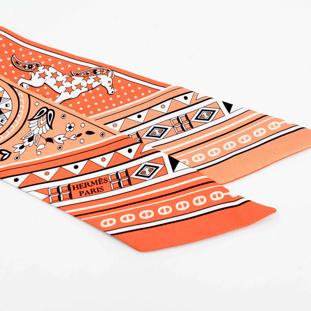 HERMÈS CHEVAL DE COEUR BANDANA SILK TWILLY