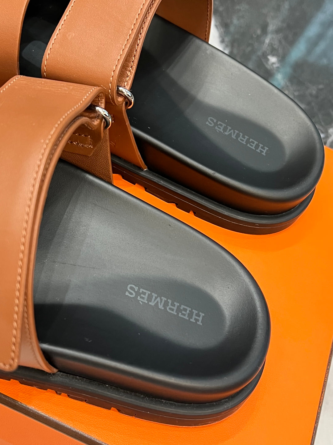 HERMÈS CALFSKIN LEATHER CHYPRE MULES