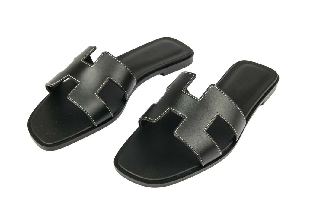 HERMÈS CALFSKIN LEATHER ORAN SANDALS MULES