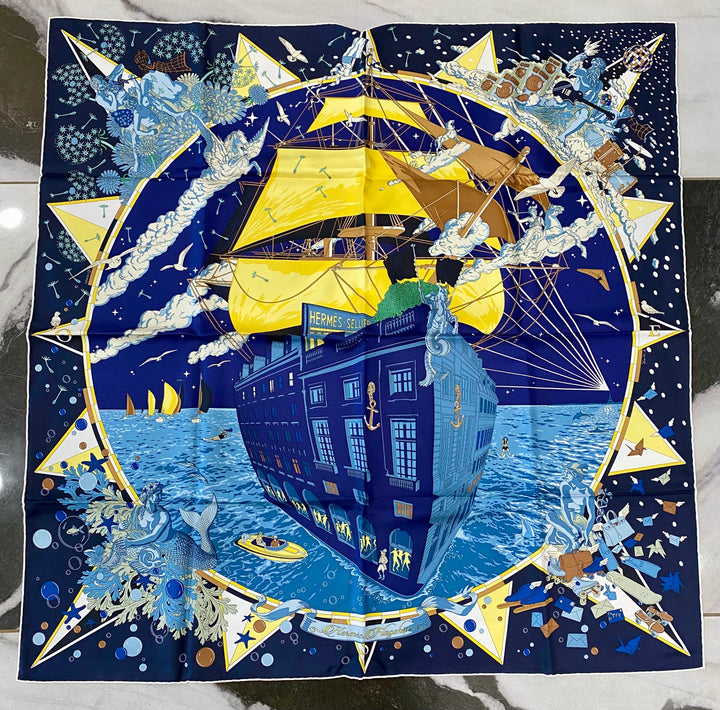 HERMÈS CARRE FLAGSHIP MARINE FONCÉ JAUNE SILK TWILL SCARF