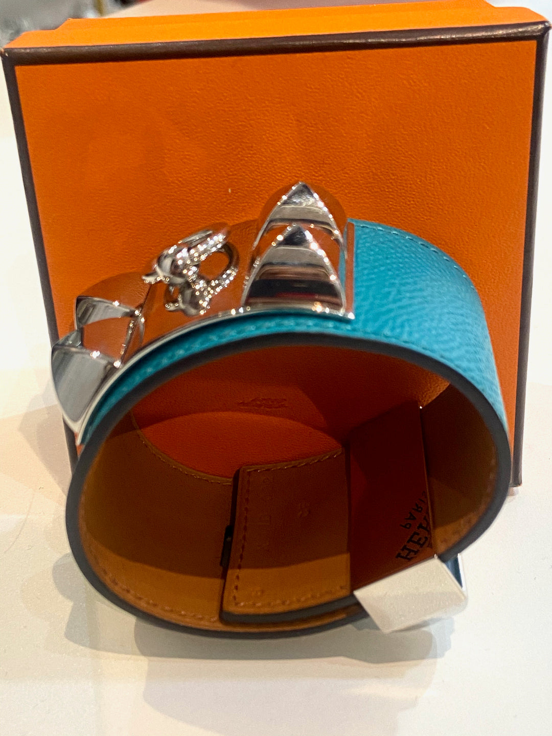 HERMÈS COLLIER DE CHIEN CUFF EPSOM LEATHER BRACELET