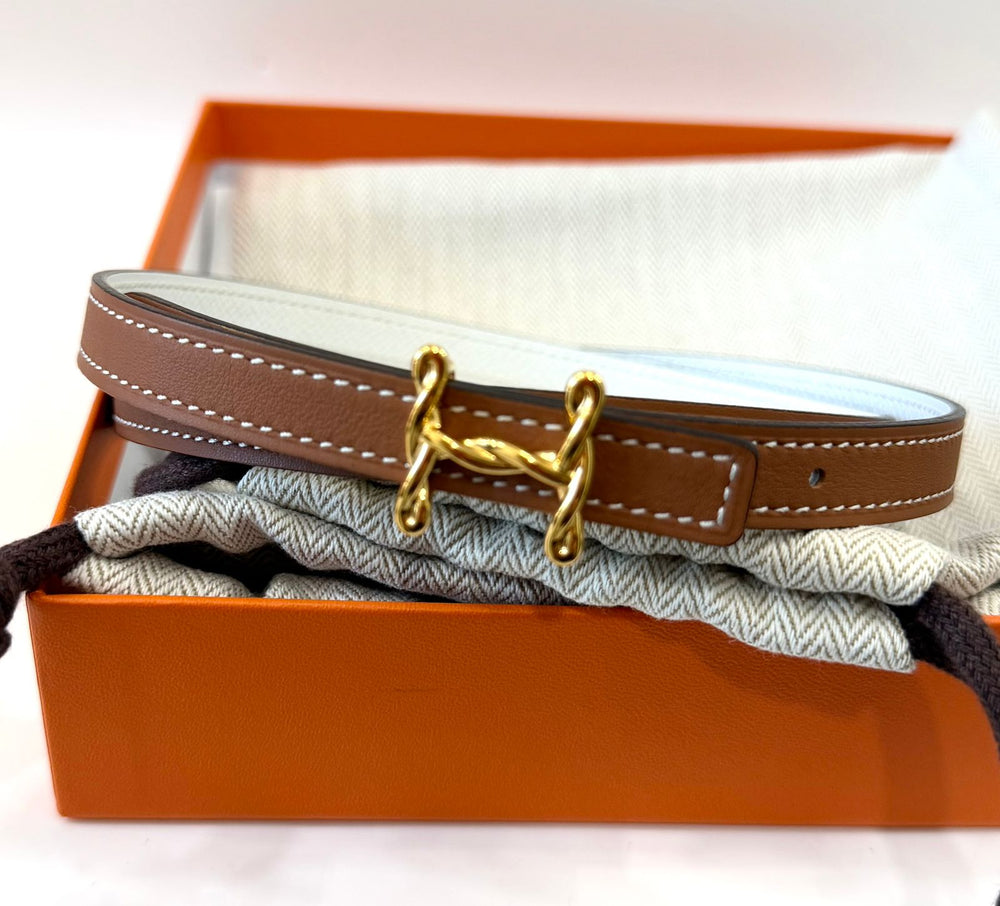 HERMÈS – Caroline
