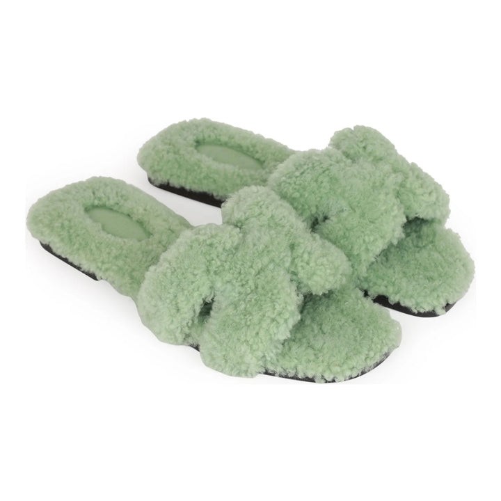 HERMÈS WOOLSKIN ORAN SANDALS IN VERT D&