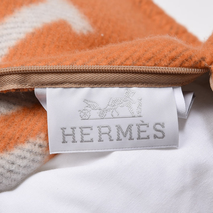 HERMÈS AVALON ECRU &amp; POTRRON SIGNATURE H PILLOW CASE