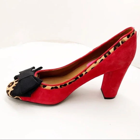 ISAAC MIZRAHI NY SUEDE LEOPARD PRINT BOW PUMPS