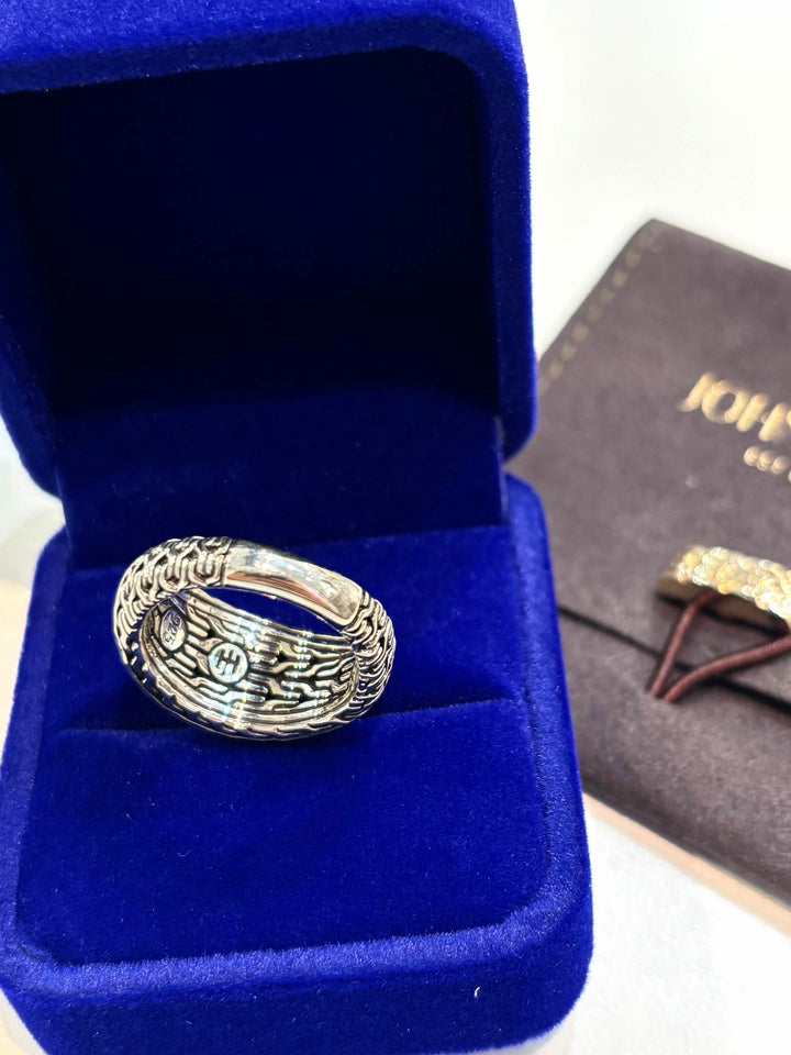 JOHN HARDY PALU HAMMERED DOME STERLING SILVER CHAIN RING