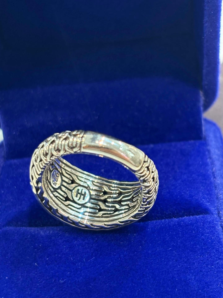JOHN HARDY PALU HAMMERED DOME STERLING SILVER CHAIN RING
