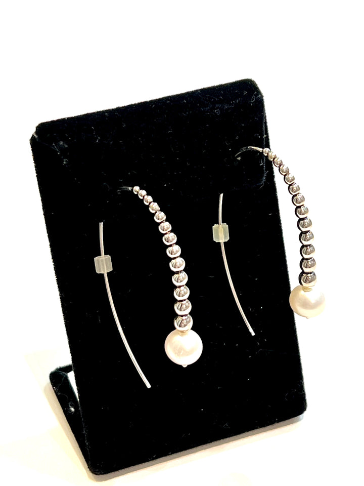 LAGOS LUNA GRADUATED BEAD PEARL EARRINGS
