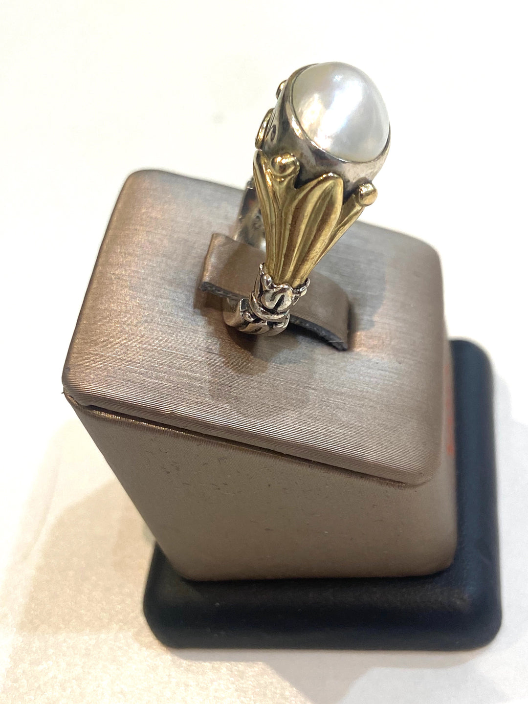 LAGOS VINTAGE STERLING SILVER 18K GOLD PEARL RING