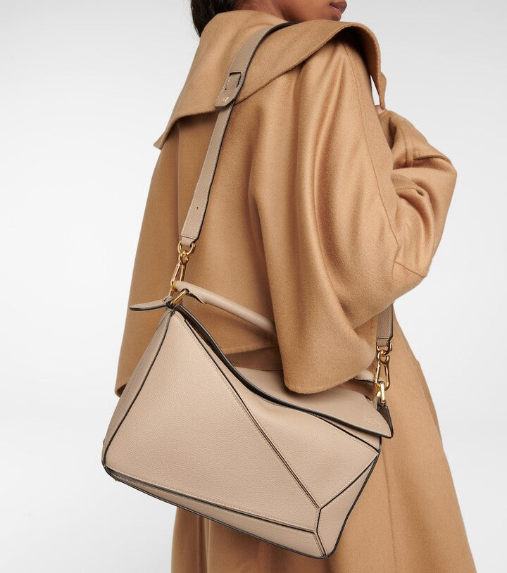LOEWE パズル　ミディアム LOEWE CALFSKIN LEATHER MEDIUM PUZZLE SHOULDER BAG – Caroline's