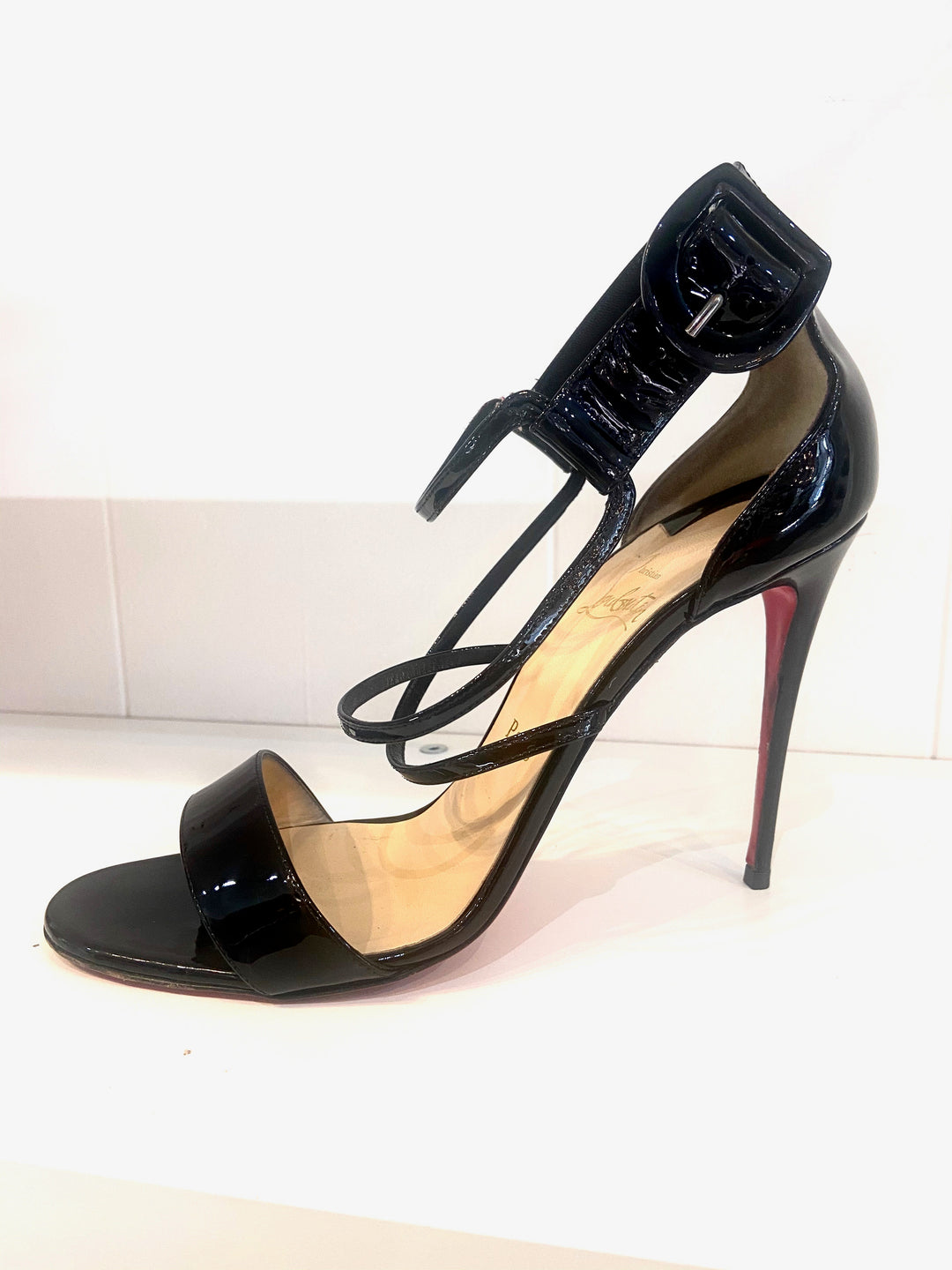 CHRISTIAN LOUBOUTIN CHOCA 100 SANDALS
