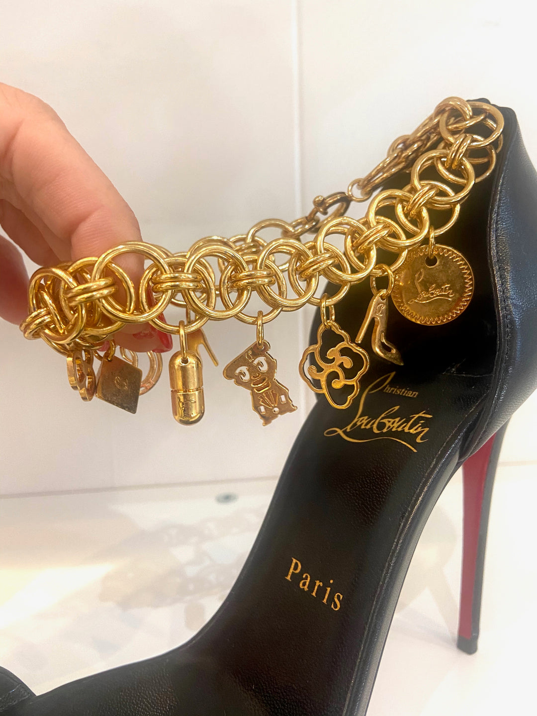 CHRISTIAN LOUBOUTIN GOURMI SANDAL 100