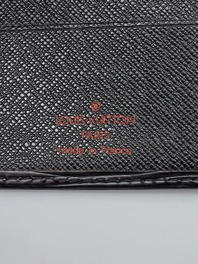 LOUIS VUITTON EPI LEATHER PASSPORT COVER