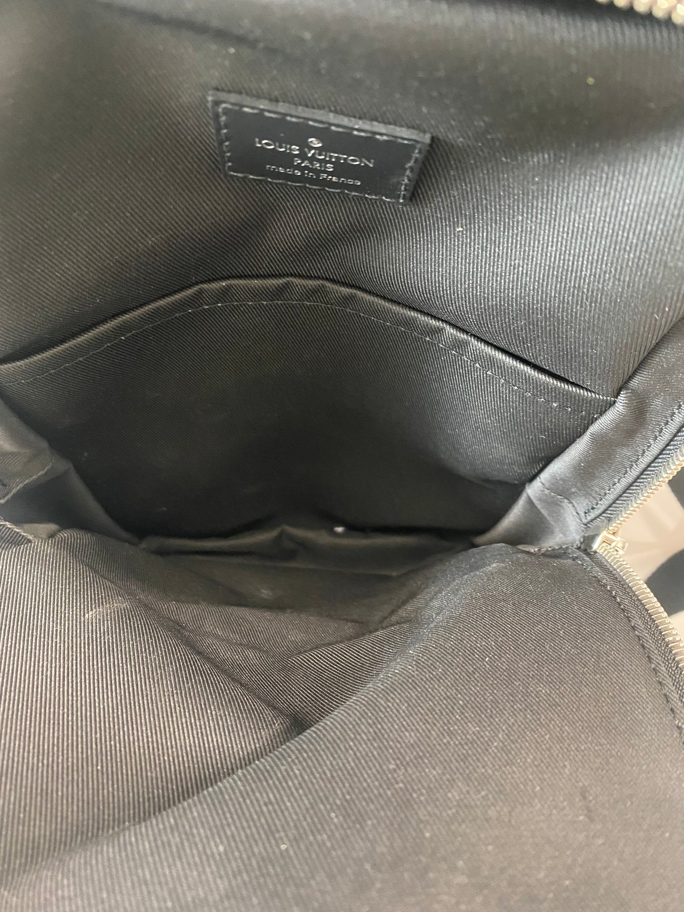 Louis Vuitton Damier Graphite Avenue Sling Backpack 493243