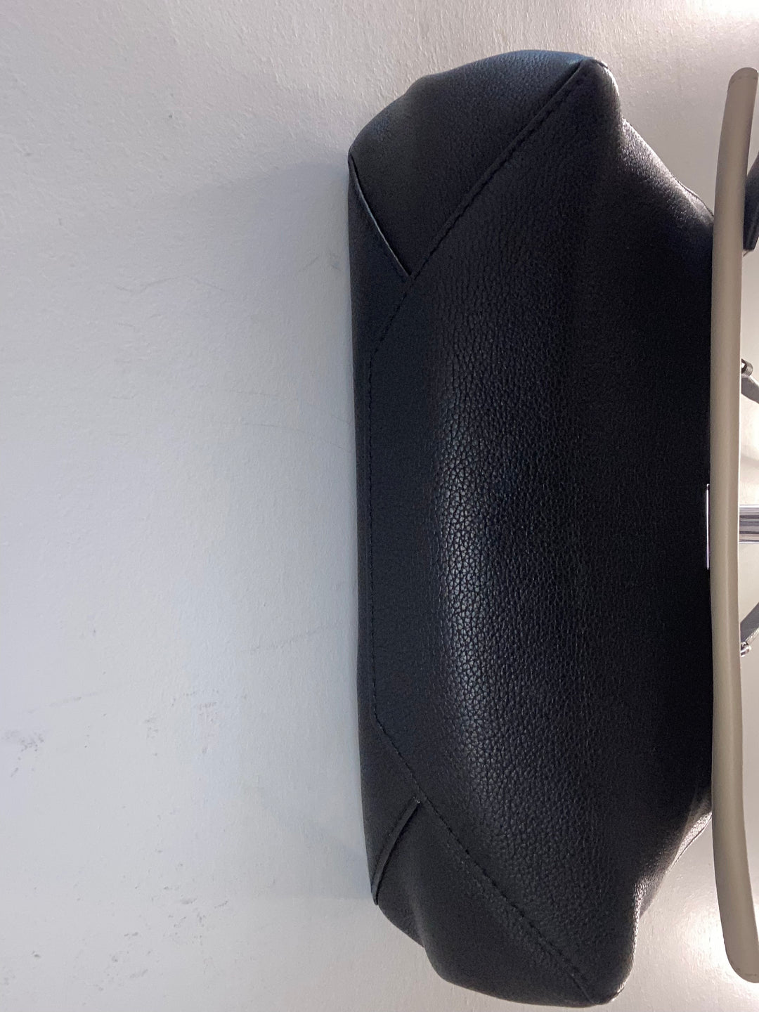 LOUIS VUITTON CALFSKIN LEATHER LOCKME II BAG