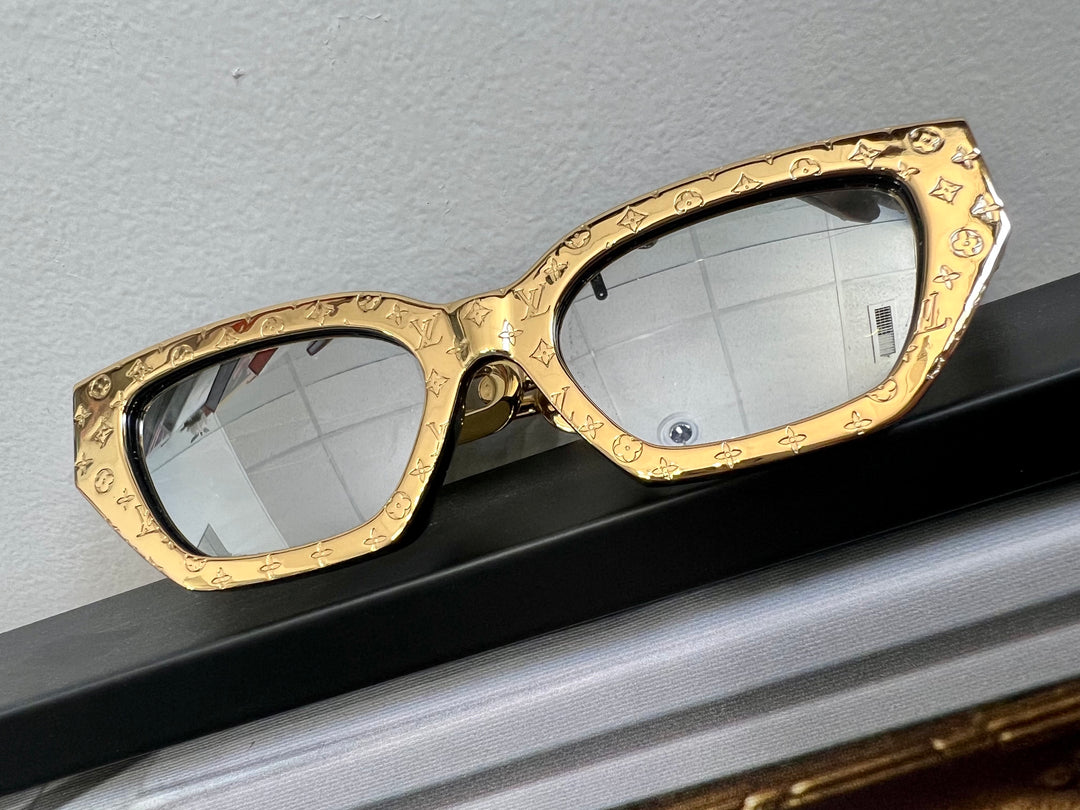 LOUIS VUITTON EDGE LV SUNGLASSES – Caroline display picture 2