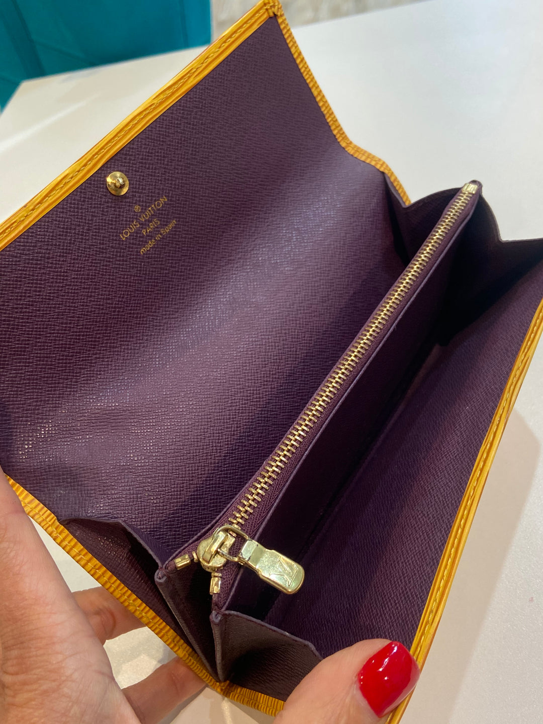 LOUIS VUITTON EPI LEATHER PORTE MONNAIE WALLET