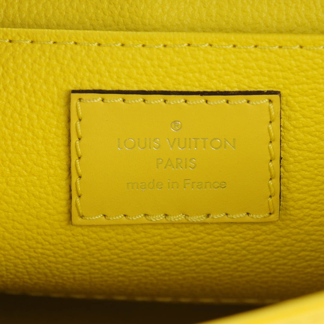 LOUIS VUITTON EPI LEATHER TOILETRY POUCH