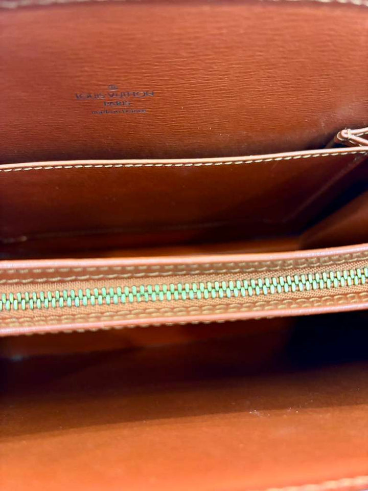 LOUIS VUITTON EPI LEATHER CAPUCHIN SHOULDER BAG – KENYA BROWN
