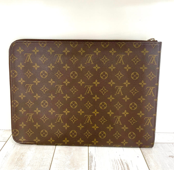 LOUIS VUITTON MONOGRAM POCHE LAPTOP/ DOCUMENT SLEEVE