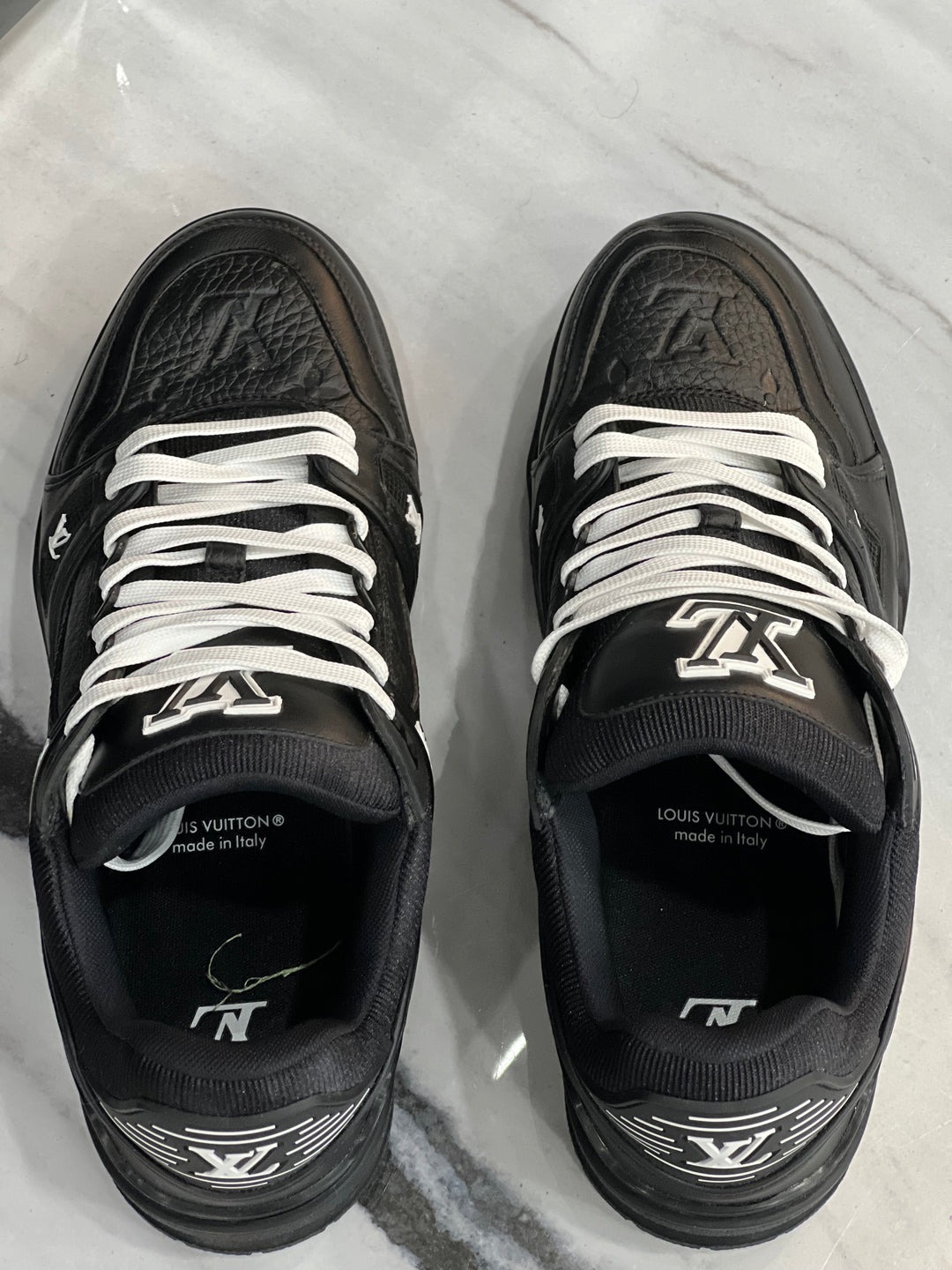 LOUIS VUITTON LV TRAINER SNEAKERS