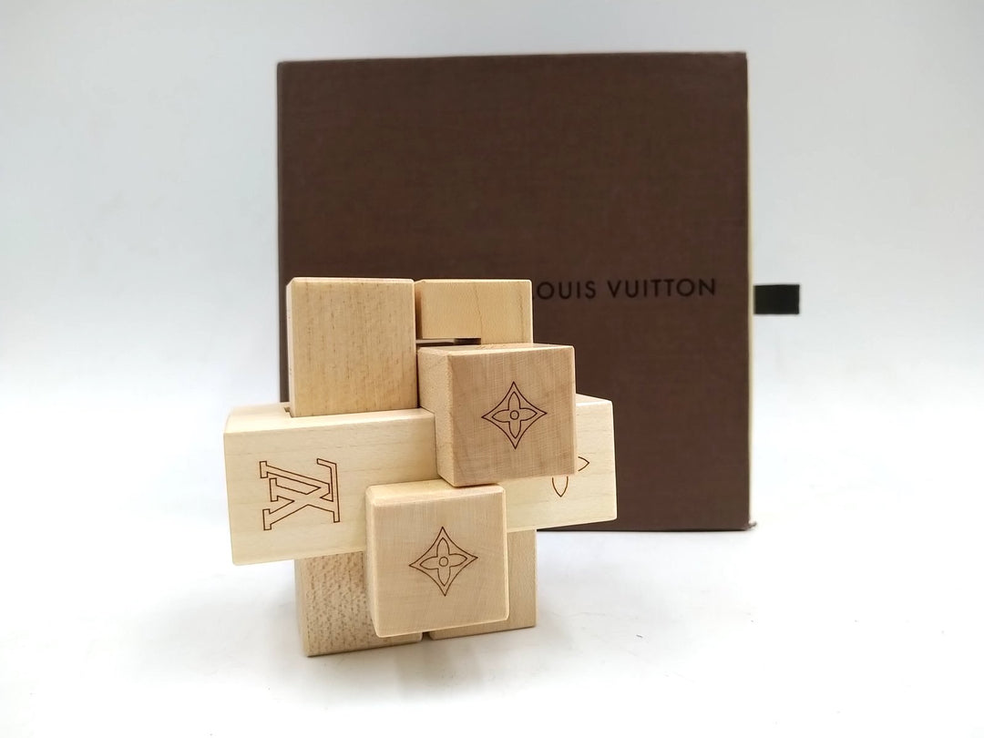 LOUIS VUITTON LE PATEKI WOOD CUBE PUZZLE