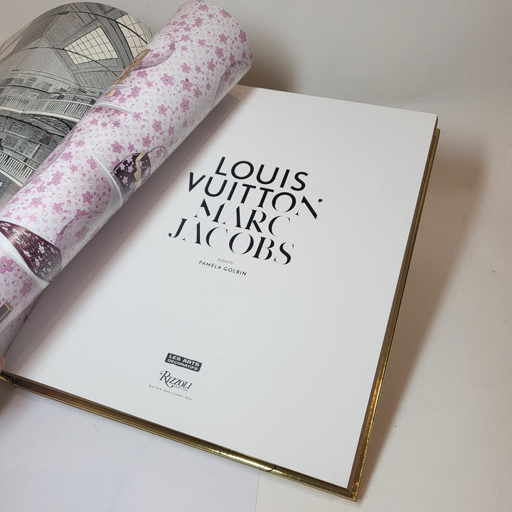 LOUIS VUITTON MARC JACOBS HARDCOVER BOOK