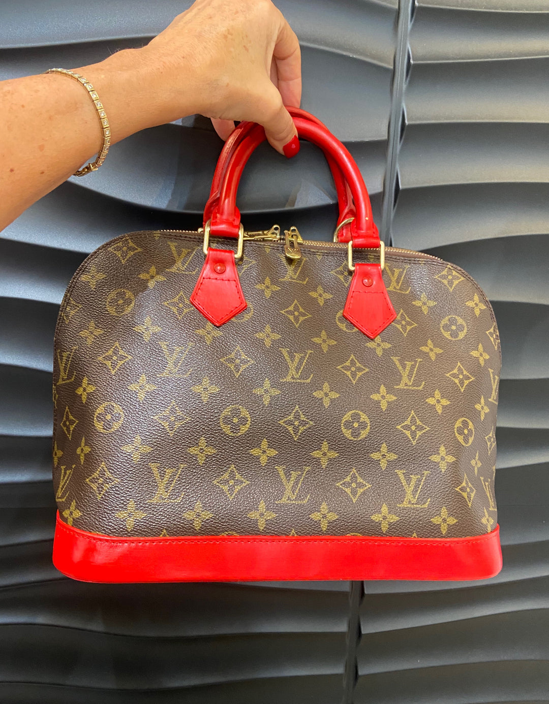 LOUIS VUITTON MONOGRAM ALMA PM HANDBAG CUSTOM RED