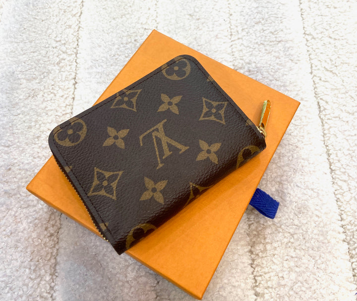 LOUIS VUITTON MONOGRAM ZIPPY COIN PURSE