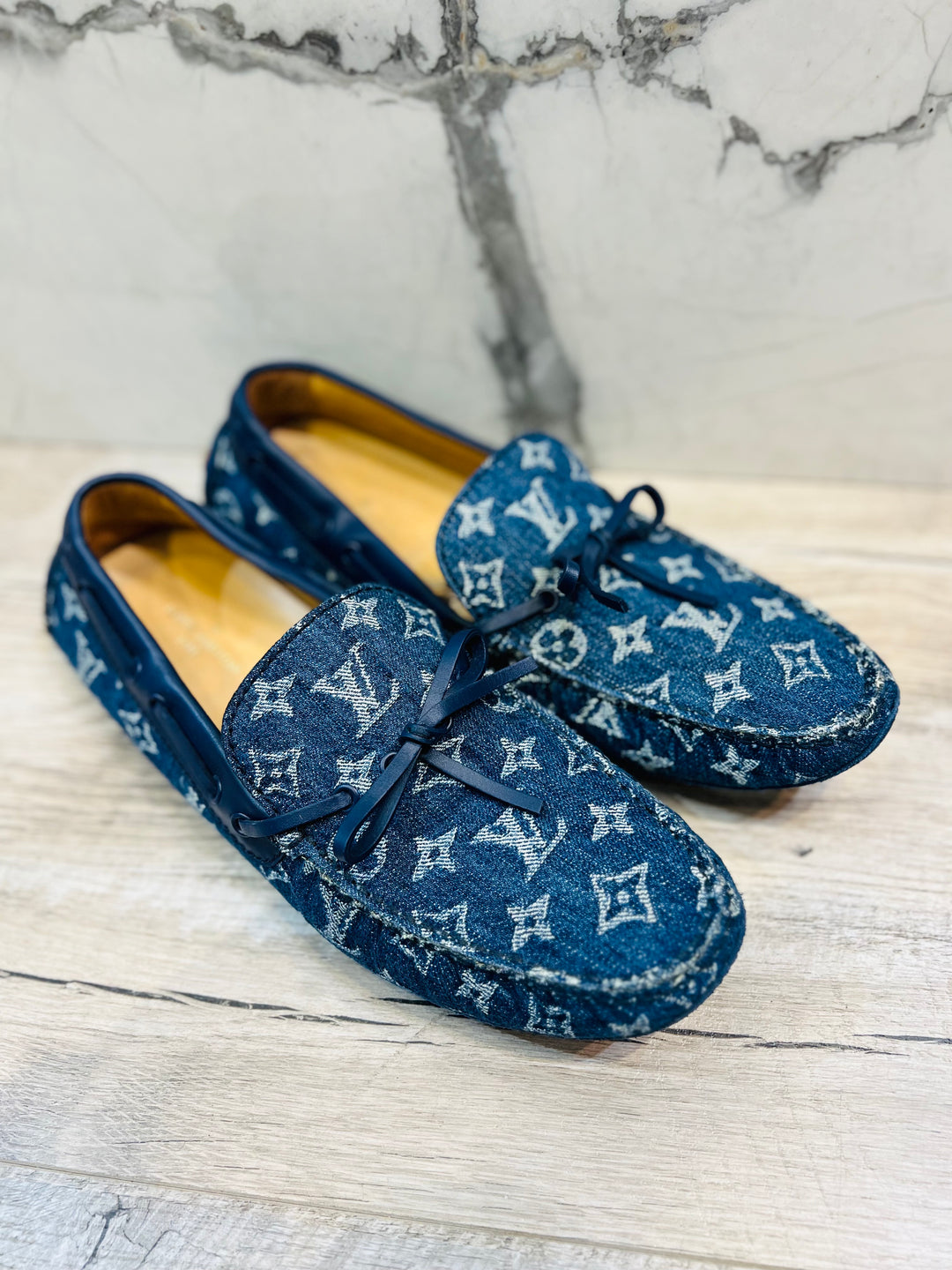 LOUIS VUITTON MONOGRAM DENIM ARIZONA LOAFERS – Caroline display picture 1