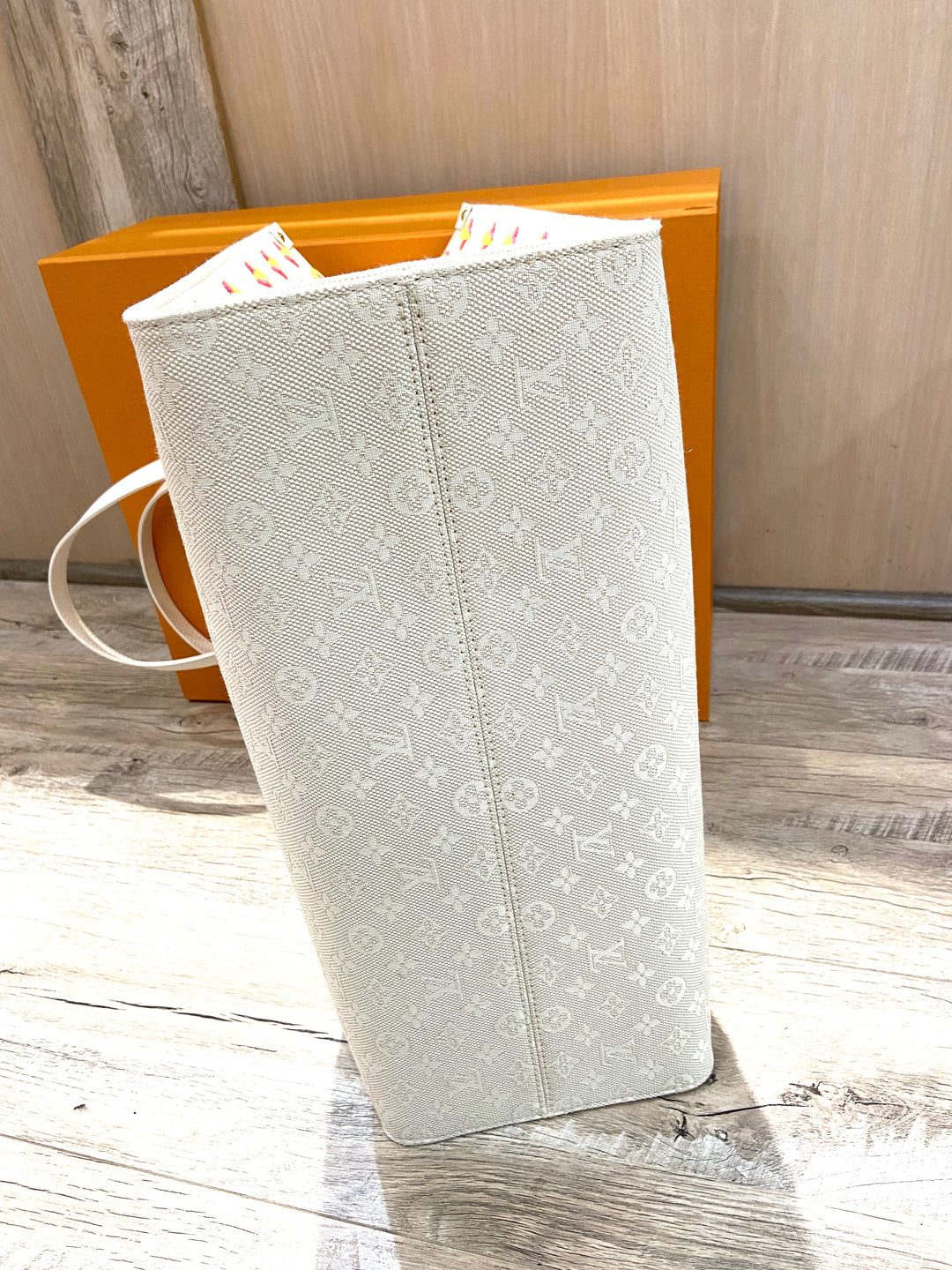 LOUIS VUITTON MONOGRAM HAWAII ONTHEGO GM LIMITED EDITION