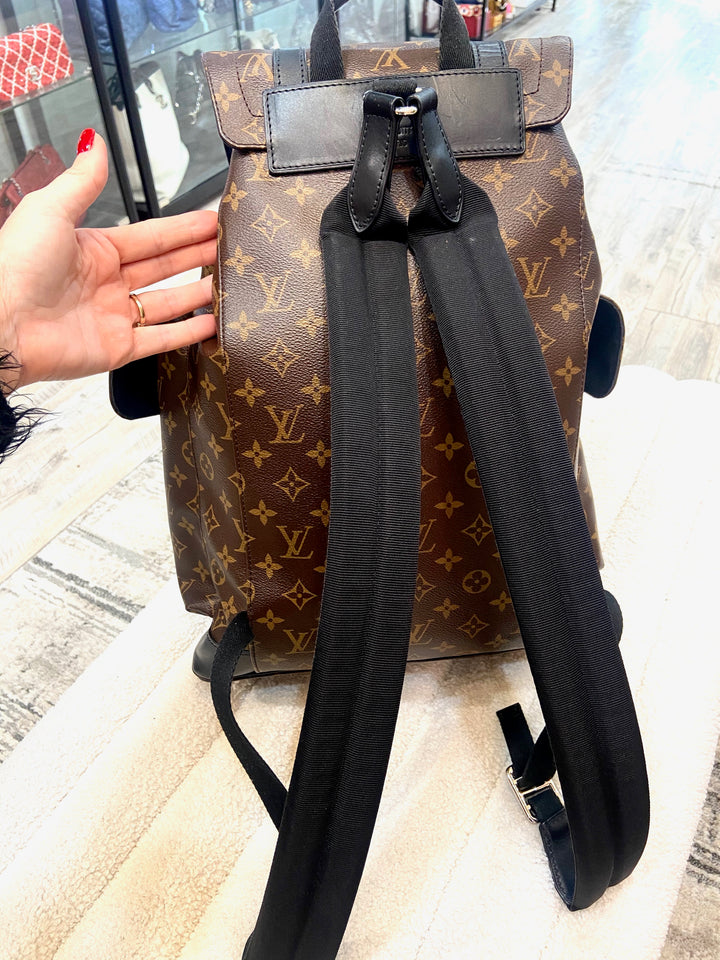 LOUIS VUITTON MONOGRAM MACASSAR CHRISTOPHER PM BACKPACK – Caroline's Fashion Luxuries