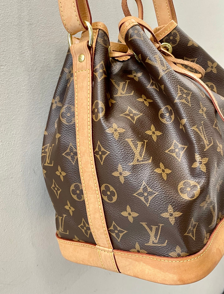 LOUIS VUITTON MONOGRAM NOÉ BB SHOULDER BAG