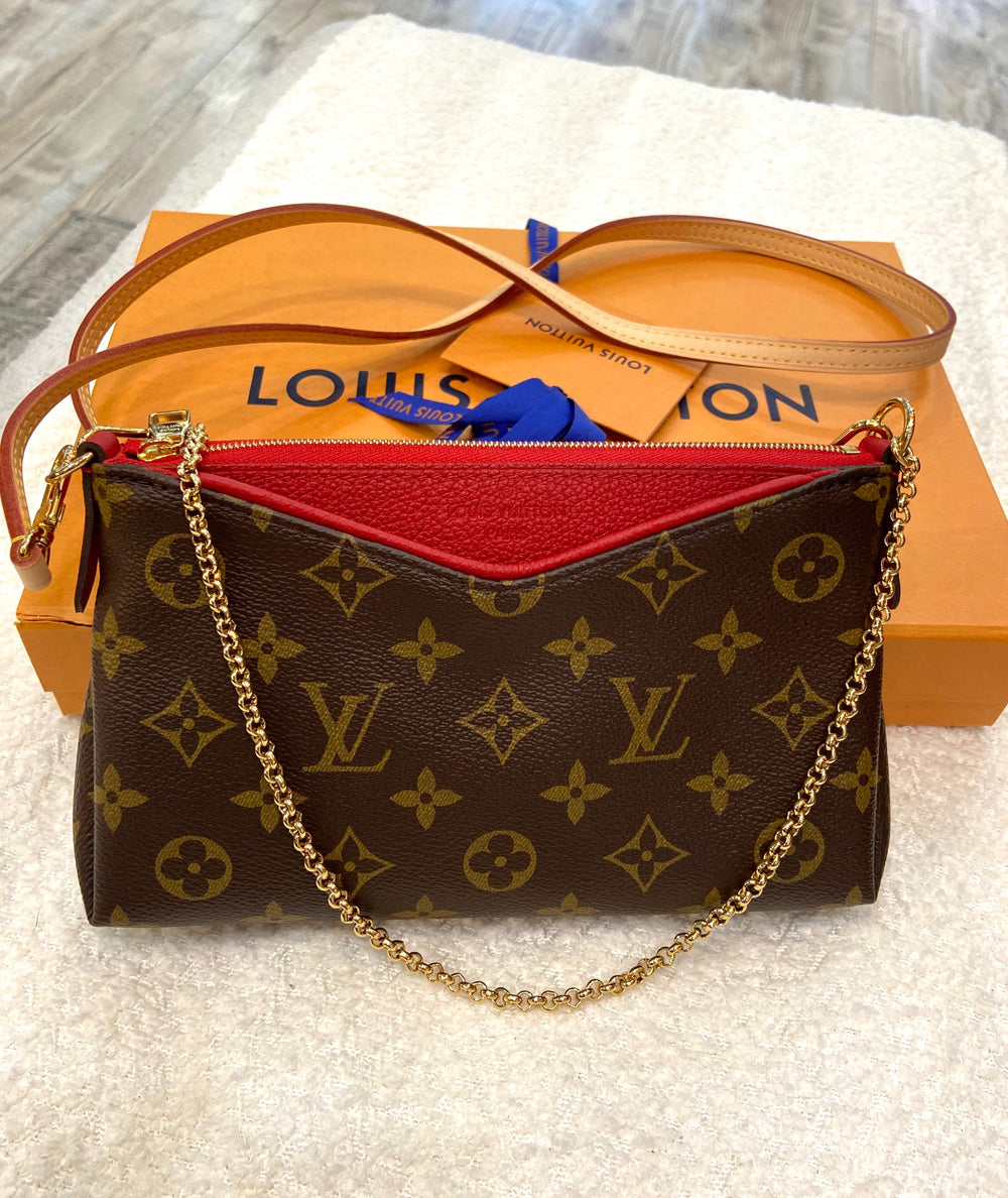 Louis Vuitton Monogram Randonnee Pouch Clutch Insert store Accesory