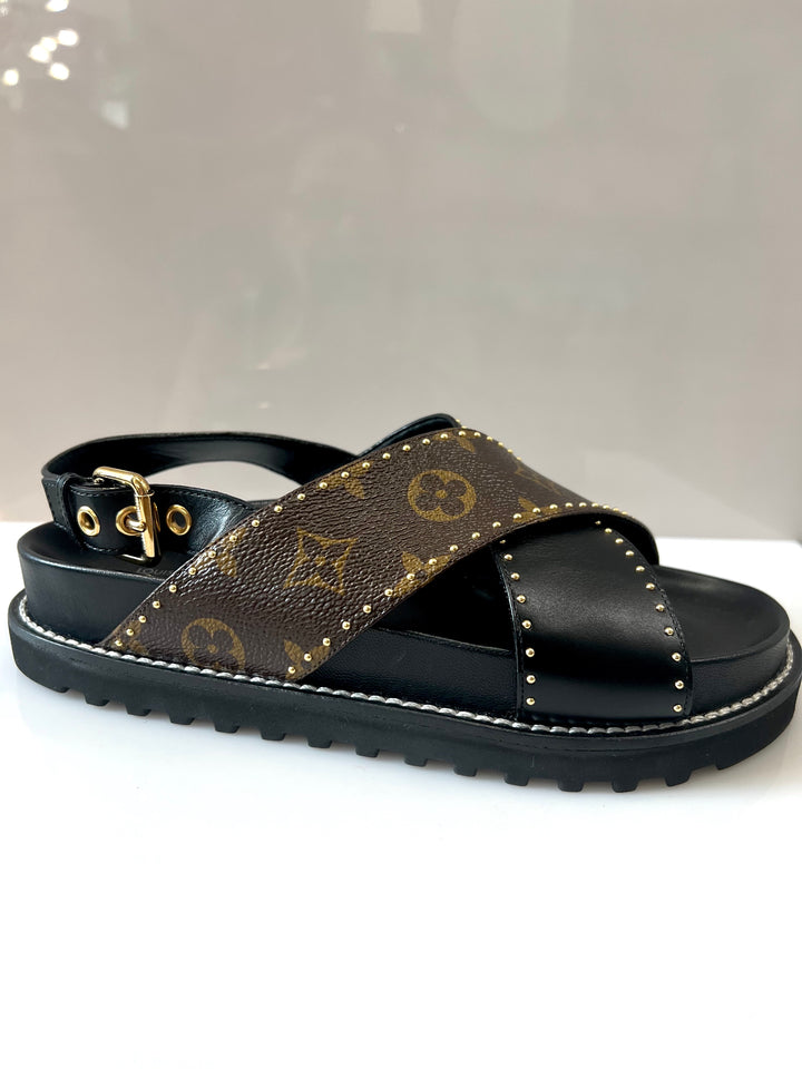 LOUIS VUITTON MONOGRAM PASEO FLAT COMFORT SANDALS