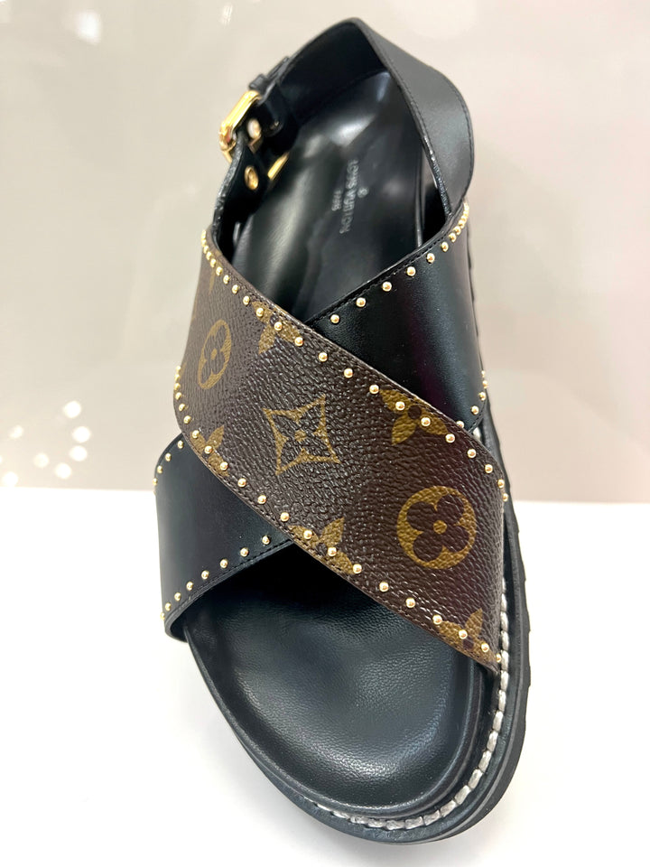 LOUIS VUITTON MONOGRAM PASEO FLAT COMFORT SANDALS