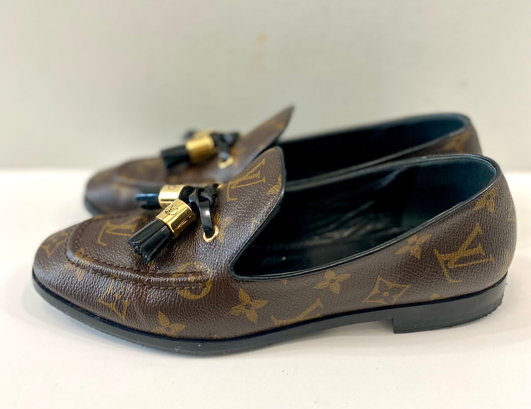 LOUIS VUITTON MONOGRAM SOCIETY LOAFERS