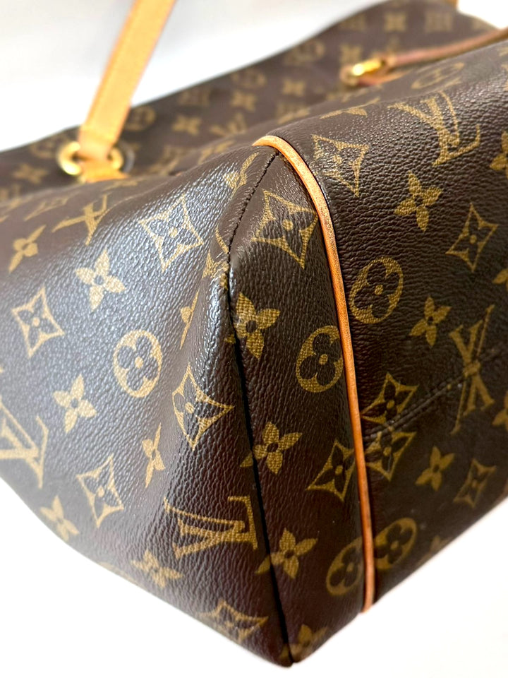 LOUIS VUITTON MONOGRAM TOTALLY MM TOTE BAG