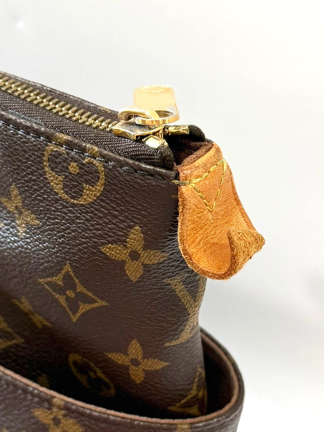 LOUIS VUITTON MONOGRAM TOTALLY MM TOTE BAG