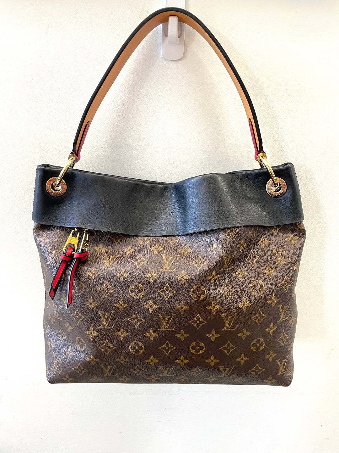 LOUIS VUITTON MONOGRAM TUILERIES HOBO BAG BLACK