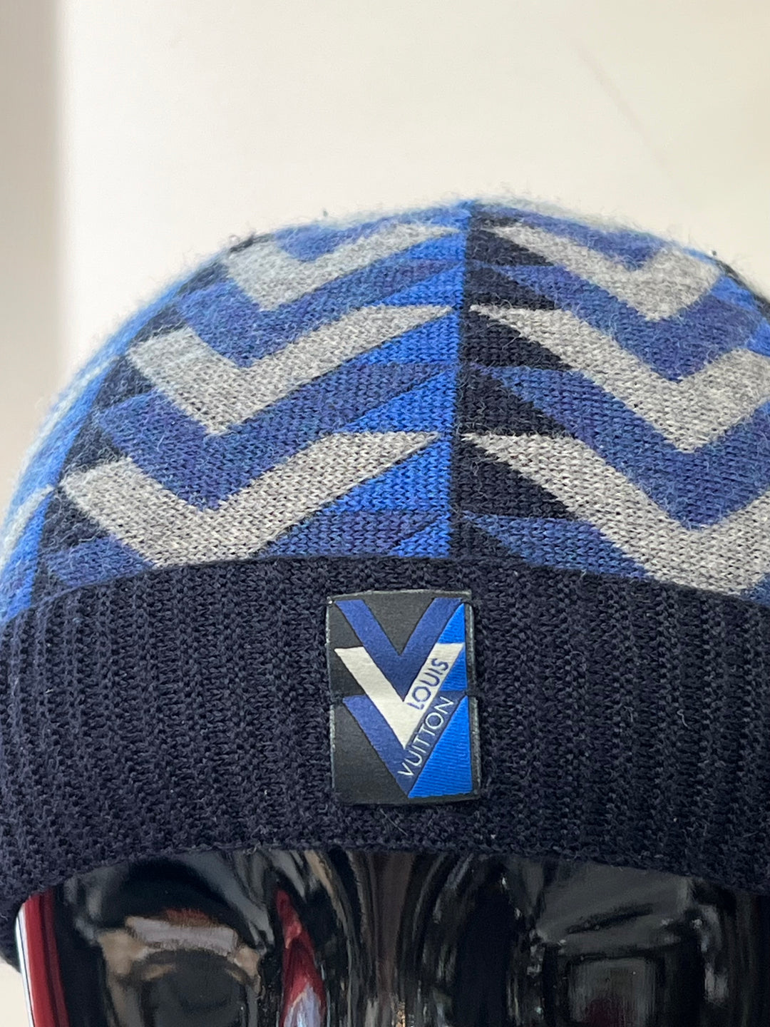 LOUIS VUITTON V OBSESSION WOOL BEANIE HAT – Caroline's Fashion