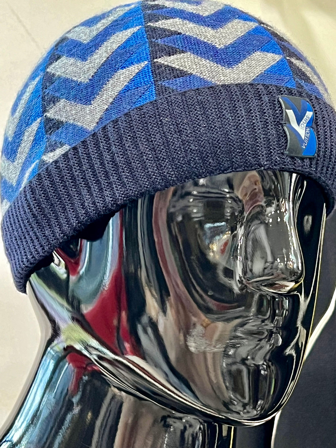 LOUIS VUITTON V OBSESSION WOOL BEANIE HAT – Caroline's Fashion