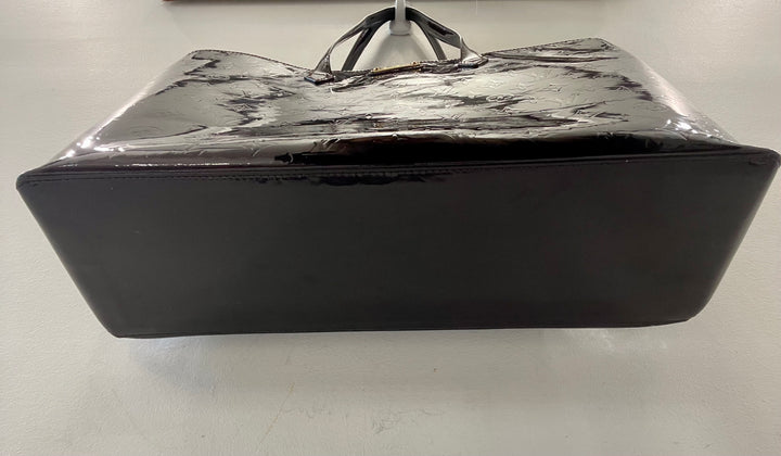 LOUIS VUITTON MONOGRAM VERNIS WILSHIRE GM TOTE BAG
