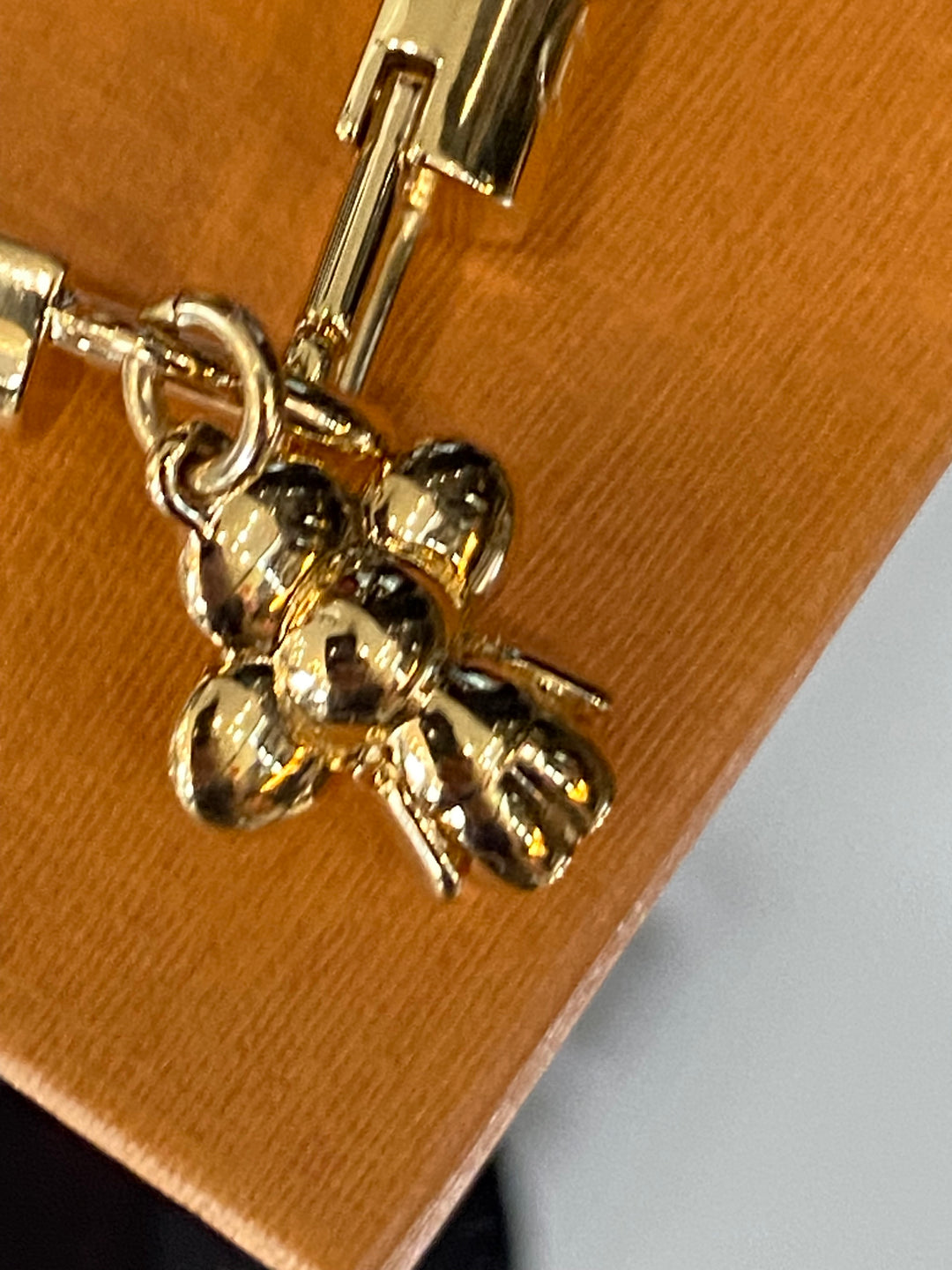 LOUIS VUITTON VIVIENNE MONOGRAM CHARM LEATHER BRACELET